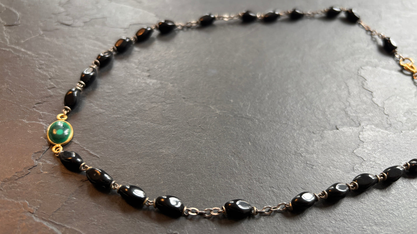 Collier chapelet noir et malachite - blissparis