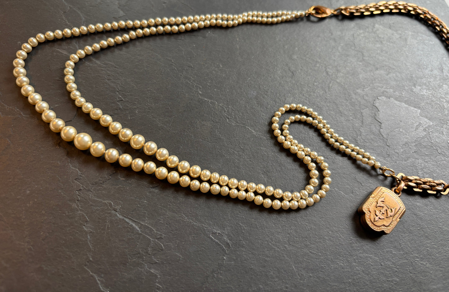 Sautoir de perles, quartz rose et chaîne de montre - blissparis