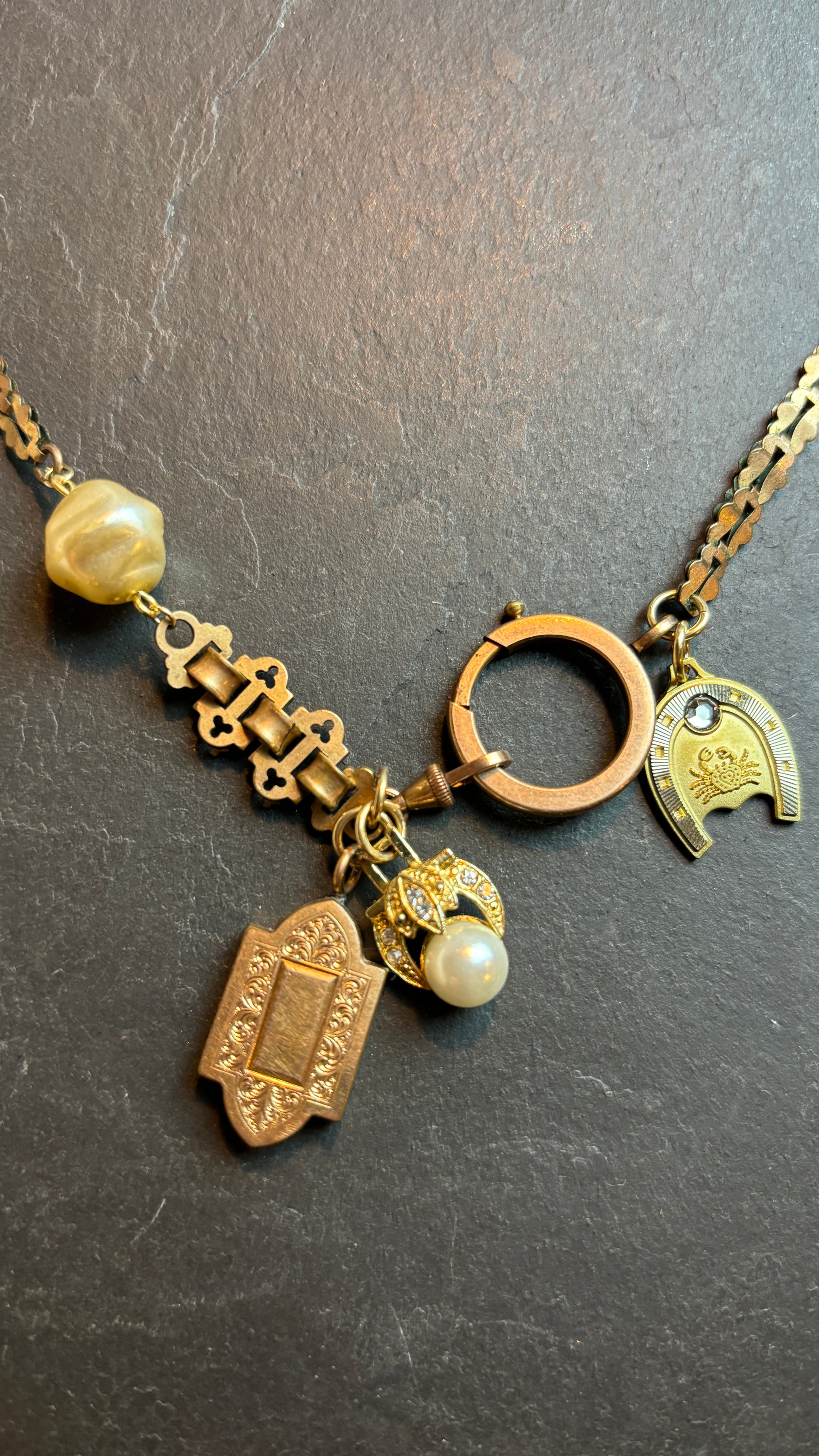 CANCER . Collier chaîne de montre et perles - blissparis