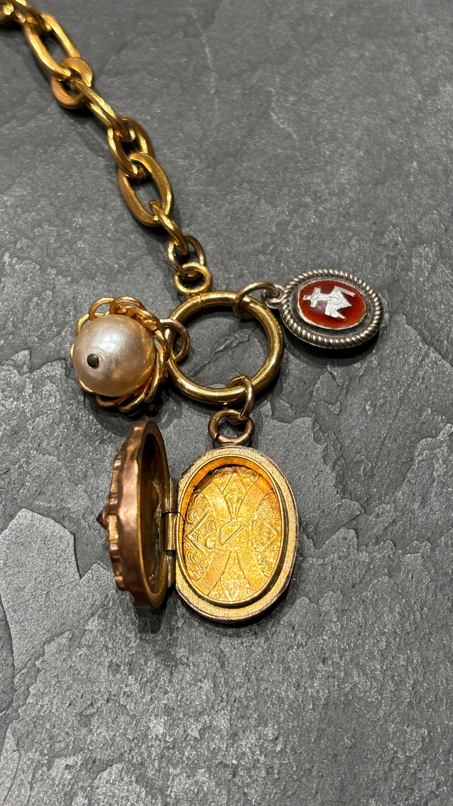 Collier chaîne, médaillon à secret et Médaille Miraculeuse - blissparis