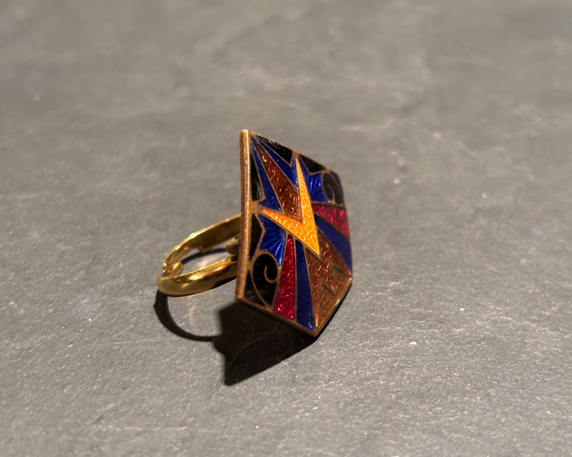 Bague en émaux Arts Deco - blissparis