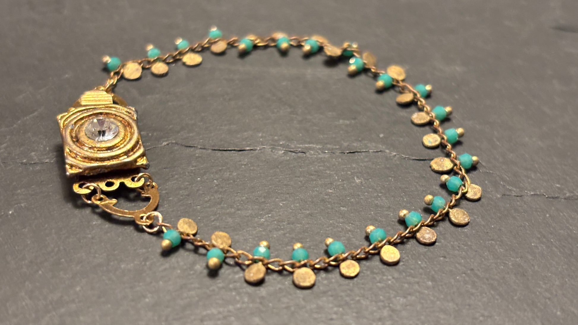 Bracelet fermoir à strass - blissparis