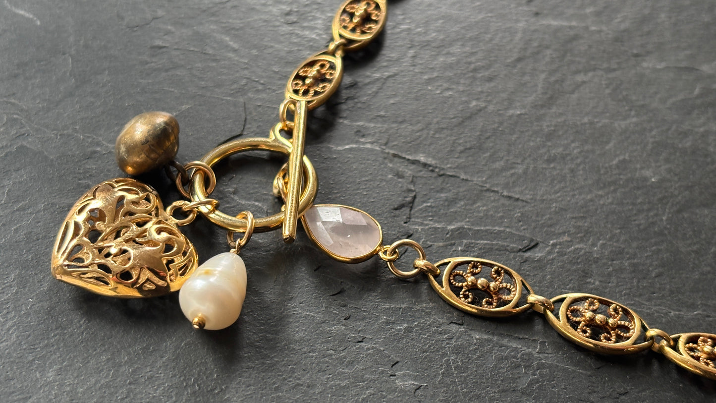 Collier maille filigrane, perlée et quartz