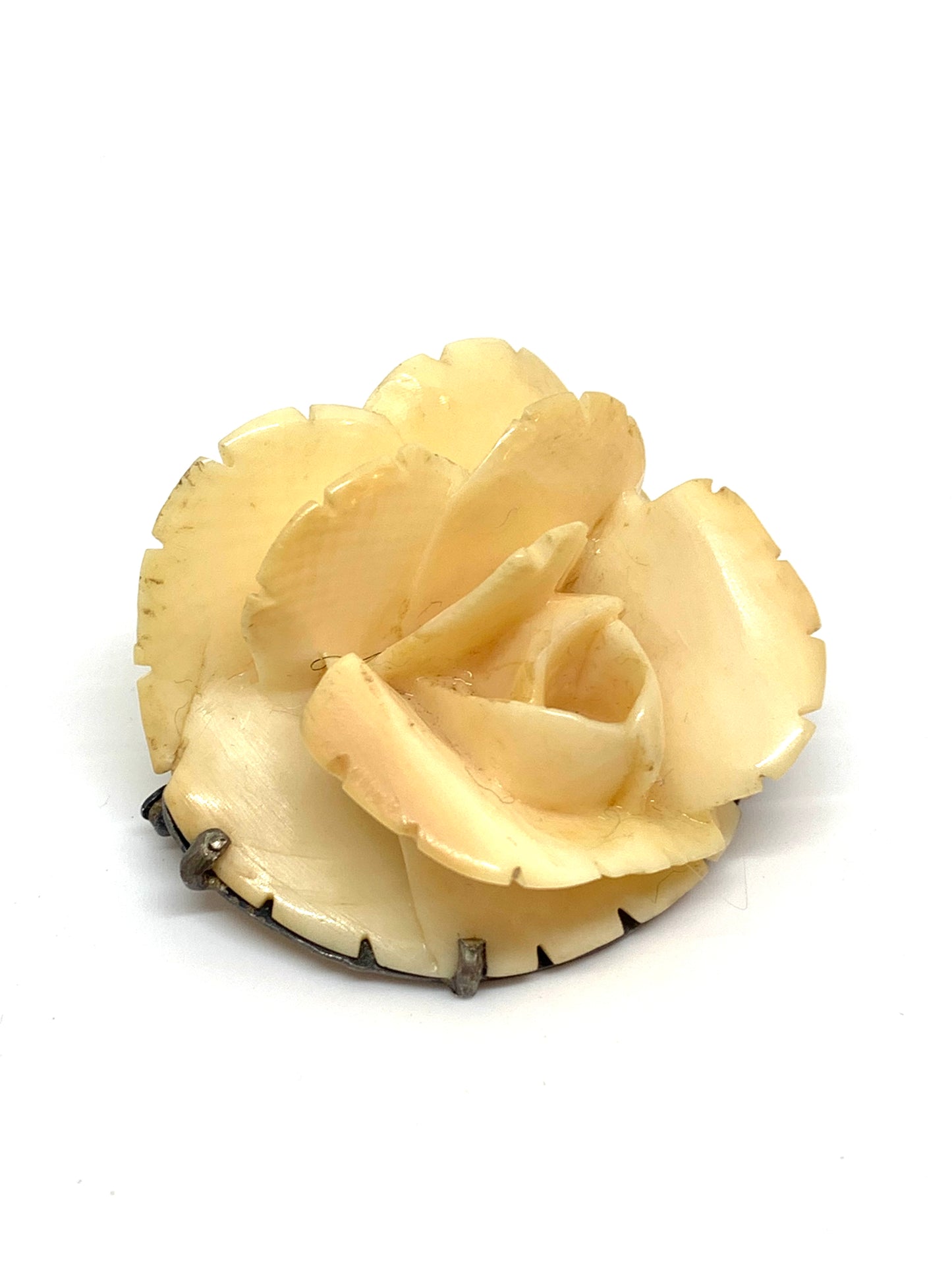 Broche vintage rose en os - blissparis