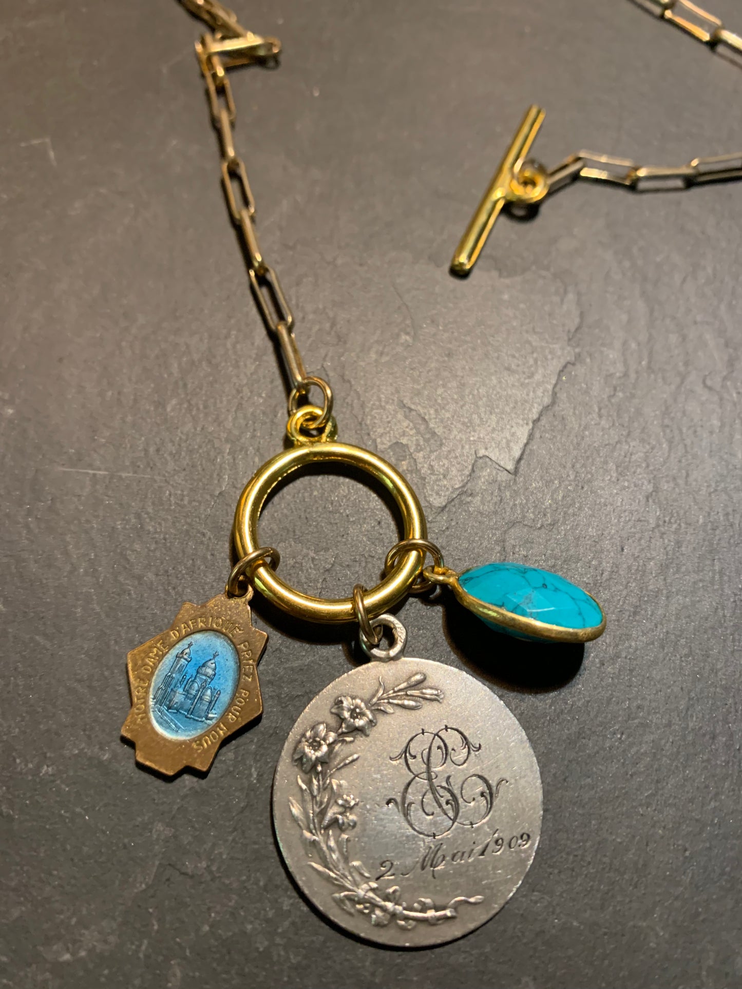 Sautoir Vierge au Voile, turquoise et Vierge émaillée - blissparis