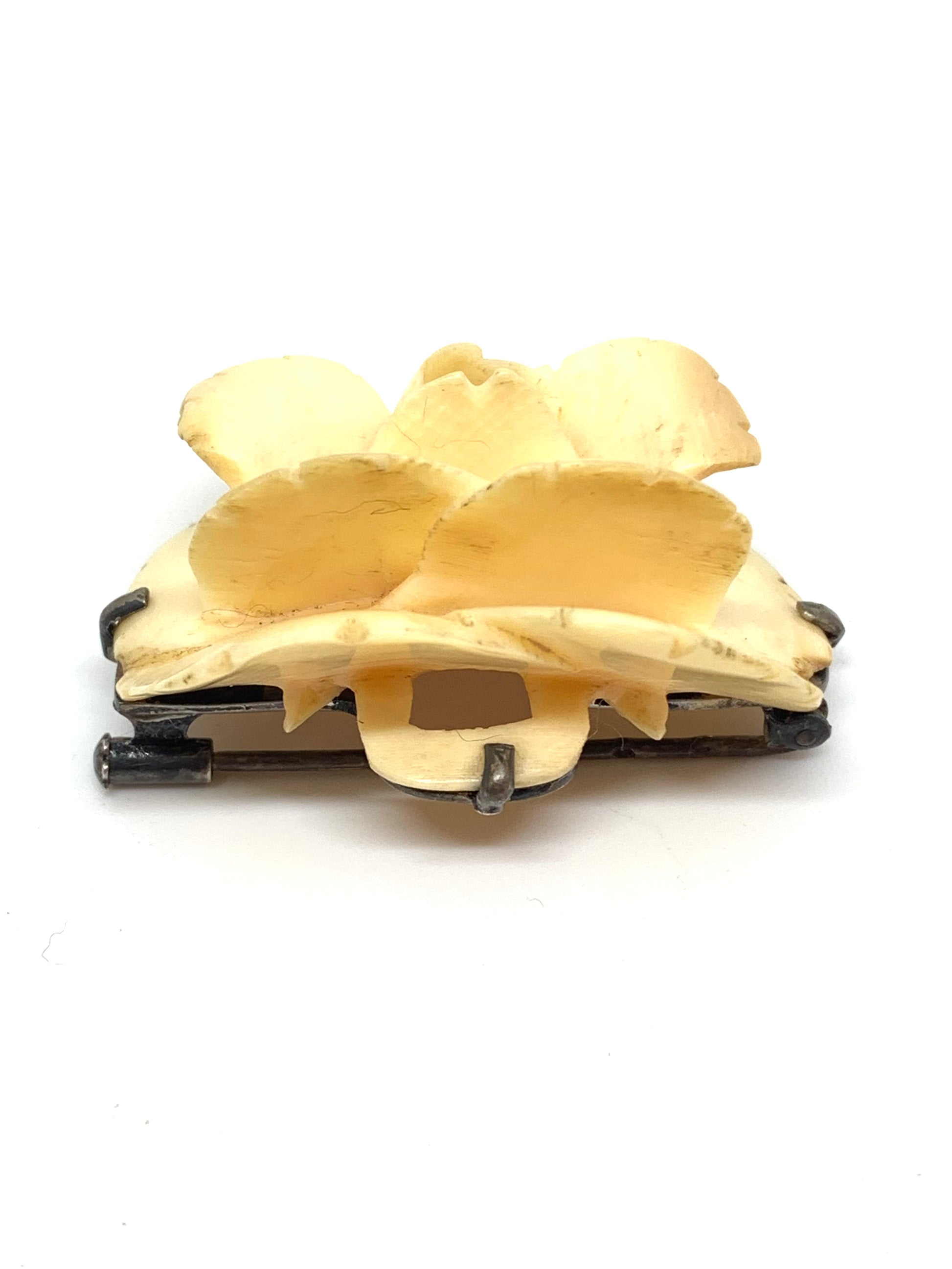 Broche vintage rose en os - blissparis